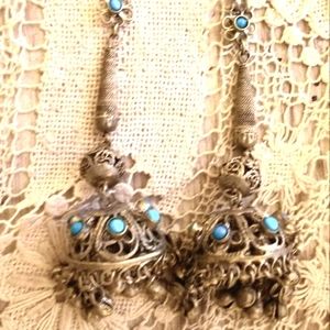 Very unusual Moroccan necklace and bracelet set